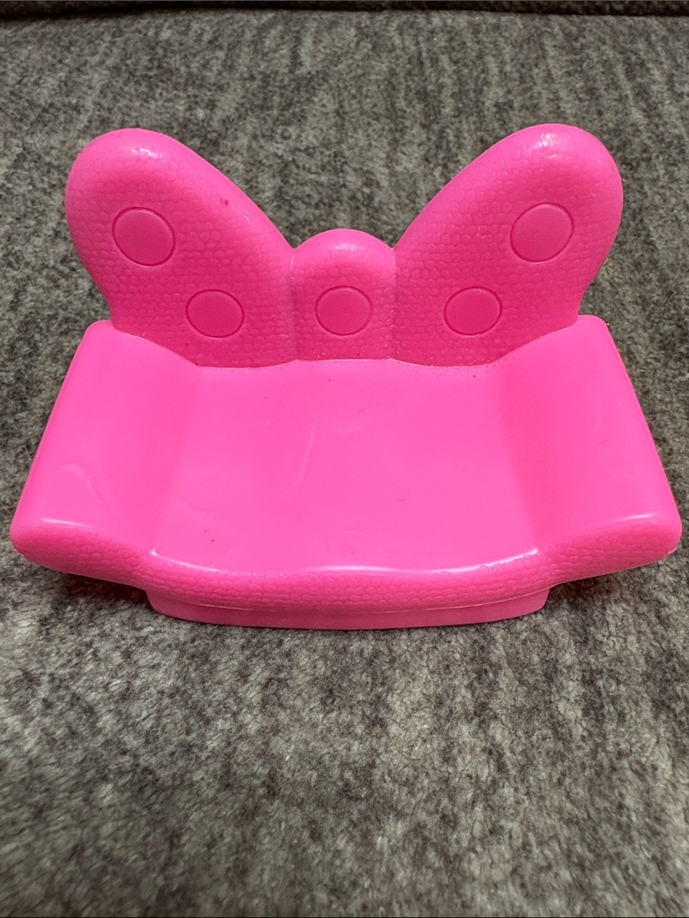 2010 Disney Mattel Bright Pink Bow-Back Doll Couch